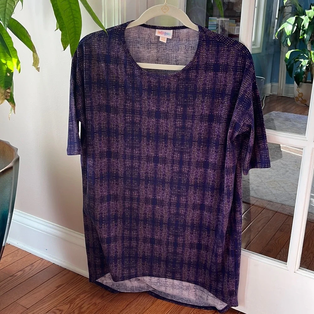 Irma T-shirt - Picture 1 of 4